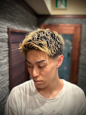 ローフェードフェザーアップ