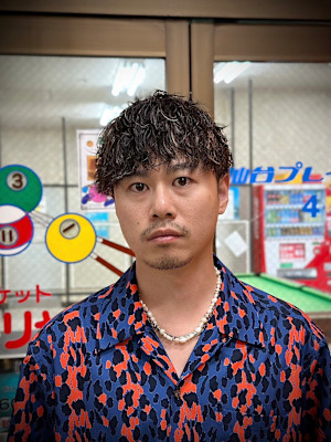 ツーブロ刈り上げパーマ