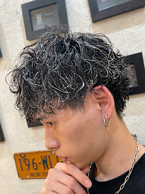 マッシュヘア×ツイストスパイラルパーマ