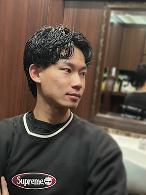 センターパートスパイラル