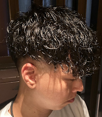 スペインカール×スキンフェード