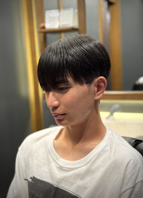 メンズ　マッシュ　シースルーマッシュ　刈り上げ