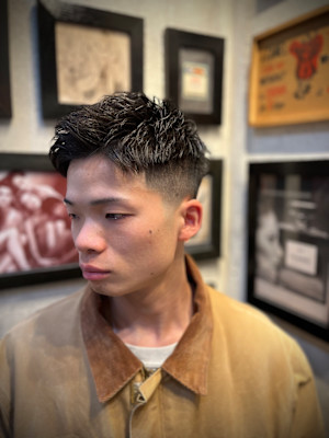 フェザーアップロフェード