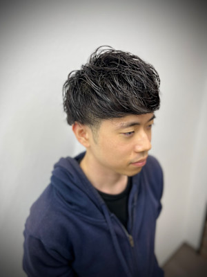 ツーブロマッシュスタイル