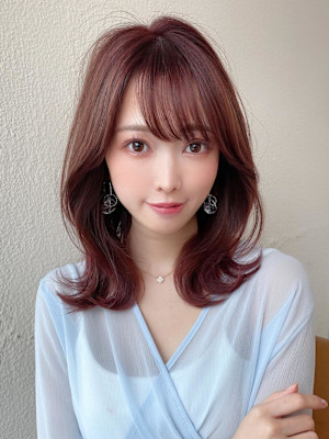 ミニウルフ前髪パーマ韓国くびれミディアムチェリーブラウン