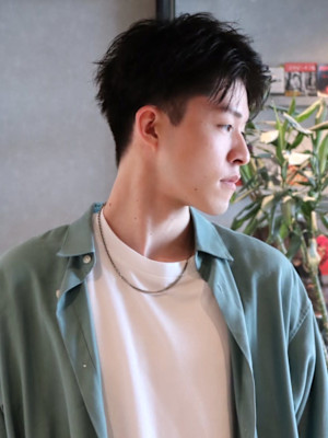 ツーブロック センターパート ニュアンスパーマ ショート