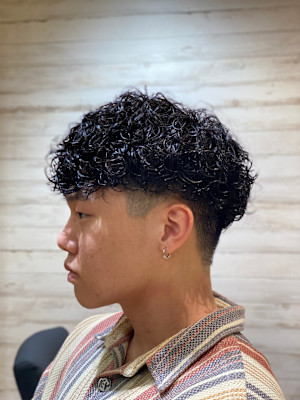 The First Carry -MENS SALON-