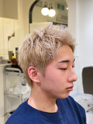 The First Carry -MENS SALON-