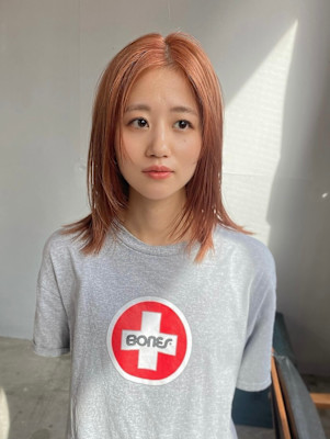 ステップボーンカットハイレイヤースタイル