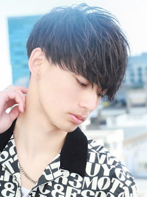 無造作前下がりマッシュ