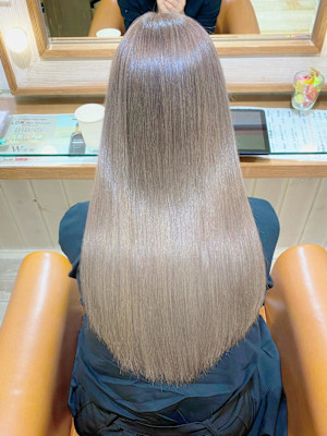 【Neolivekuta】ハイトーンベージュ【町田】