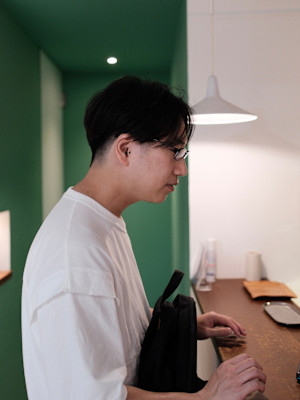 刈り上げ+メンズ2ブロックカット