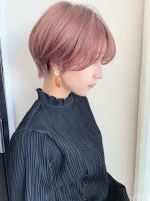 ショートボブ髪型30代40代50代前髪あり前髪無し面長丸顔