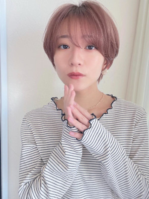 ショートボブ髪型30代40代50代前髪あり前髪無し面長丸顔