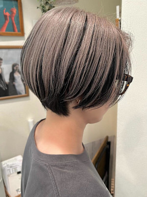 アンブレラカラー耳かけショート