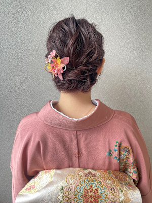 お着物にも合うシニヨンアレンジ