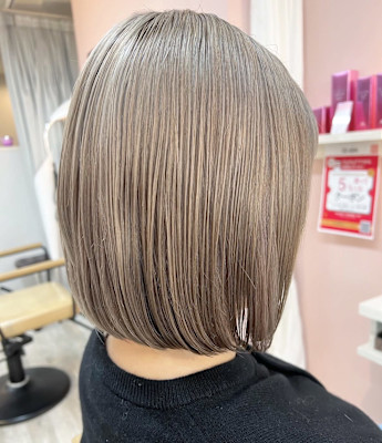 ミルクティーベージュ