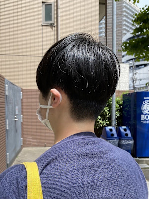 マニッシュ刈り上げショート