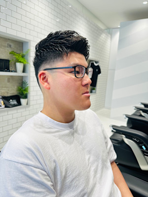 BARBER SHOP RYO×スタイル