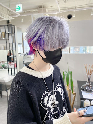 不破湊ホワイトシルバーアッシュラベンダーピンクインナーカラー