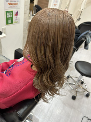 キャラメルブラウン