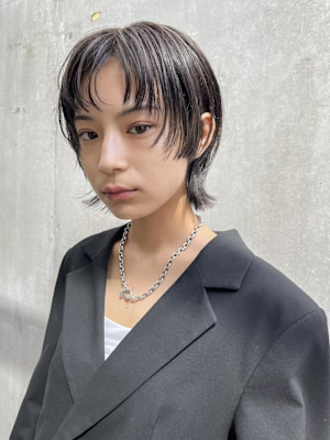 艶感アップの黒髪ショートボブ