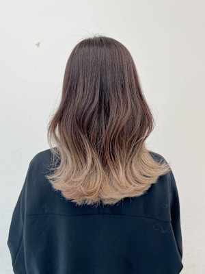 ベージュグラデーション