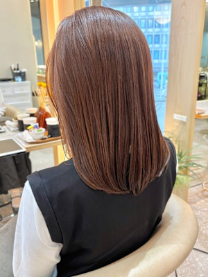 縮毛矯正 艶髪 ミディアム レイヤーカット グレージュカラー