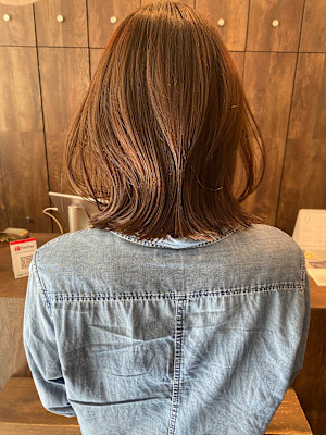 くせ毛活かしくびれボブ