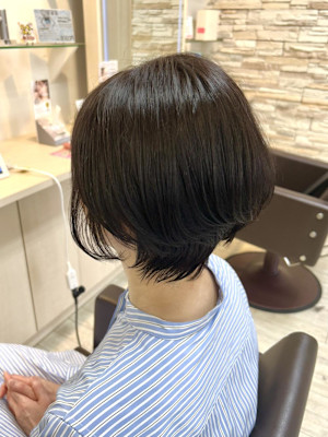 30代40代ナチュラルくびれボブ毛先パーマ艶感結べるボブ