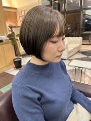 ショートボブ