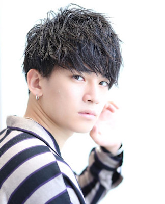 サイドパートマッシュ