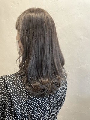 ～アッシュブラウン(オーガニックHカラー)×ロングスタイル～