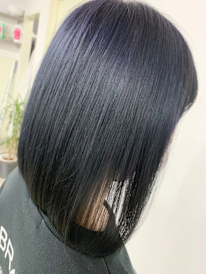色落ちまで美しい✨艶感ブルーブラック×美シルエットボブ