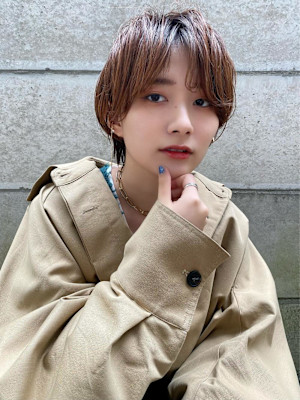 センター分けスタイル