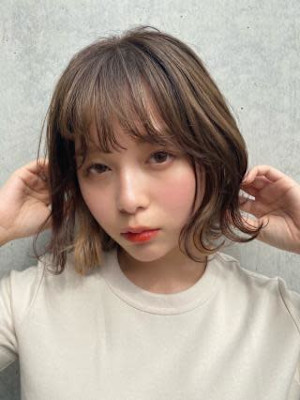 インナーカラーボブ