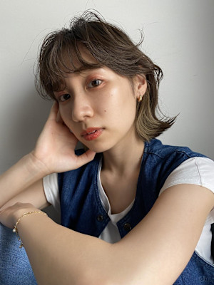 イヤリングカラー