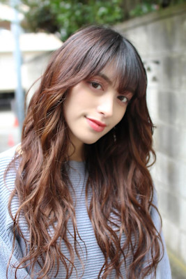 ロングカーリーヘア