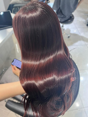 この夏大人気のボルドーカラー