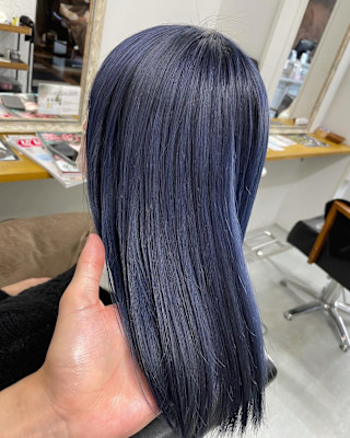透け感ネイビーブルー×美髪ストレート✨色落ちも神レベル◎
