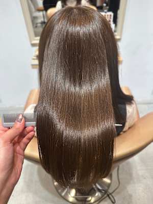 オリーブグレージュ/寒色カラー/ワンカラー