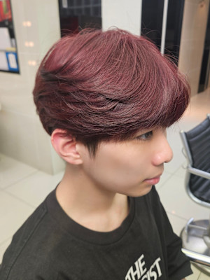 ワインレッドカラー