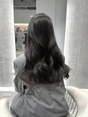 髪質改善＊アッシュグレージュくびれヘア＊美髪【Zina梅田】