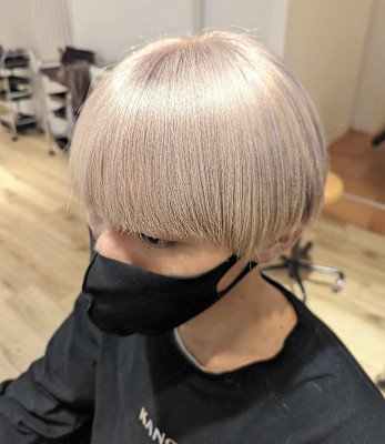 aluss with AKROS omotesando