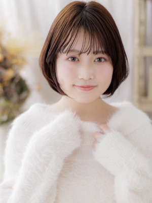 大人ガーリー丸みボブひし形レイヤーカット　マロンベージュ