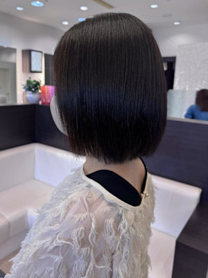 ナチュラルストレートボブ