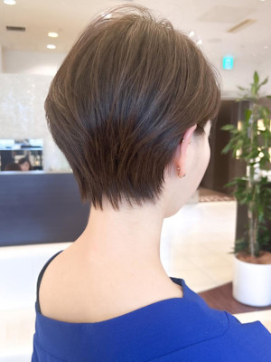 大人上品ハンサムショート