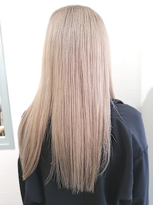 ミルクティーベージュ