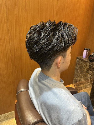 銀座　理容室　フェザーパーマ　ビジネスヘア
