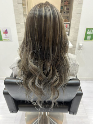 グレージュバレイヤージュ